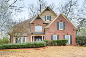 Modern Stone Mountain Home with Spacious Deck, Grill